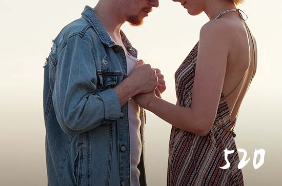 适合520倾心礼遇季发给单身的幽默语言