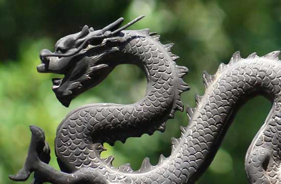 12年属龙的2025年运势和财运怎么样 12年属龙人2025年运势及运程每月运程