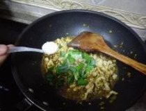 怎么做鸡脯肉 酱辣椒炒鸡胸肉香辣可口又低脂