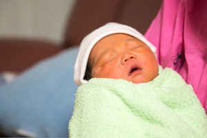 七个月宝宝还会吐奶吗 七个月宝宝还会吐奶吗