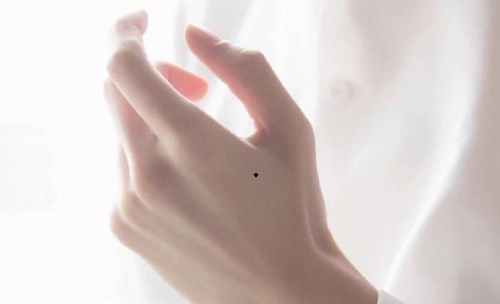 男人手上长痣代表什么 男人手上长痣代表什么意思