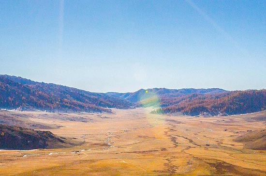 昌吉11月6日天气预报:高温13℃~低温3℃，晴转多云，不会下雨