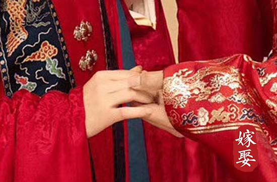 订婚宴祝福新人的话 订婚宴祝福语精选