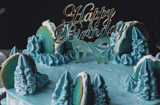 祝福语大全：三十几岁给自己的生日祝福语_生日低调发朋友圈的祝福语2023